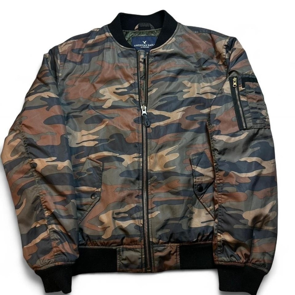 American Eagle camouflage military style bomber‎ jacket size small